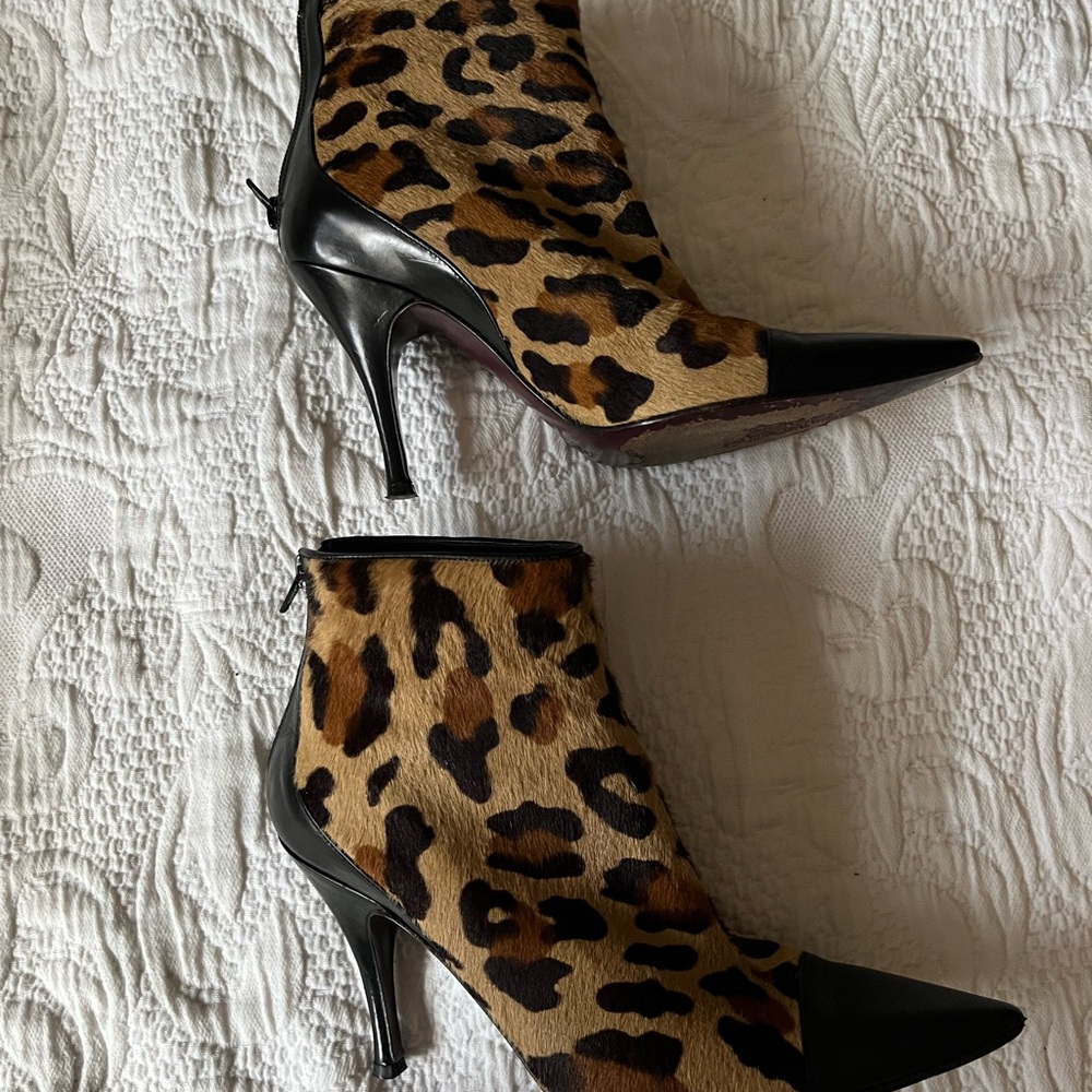 MIA Brown and Black Heeled Boots with Sleek Design